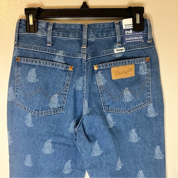 💝NWT Wrangler Westward 626 Paisley Women's Jeans - Size 25/30 - Picture 5 of 7